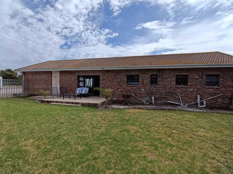 4 Bedroom Property for Sale in Aston Bay Eastern Cape